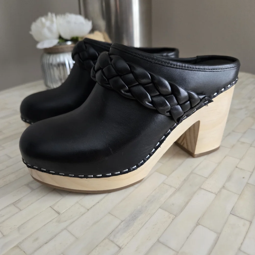 Dolce Vita Black Braided Leather Clogs with Light Tan Heel - Picture 1 of 5